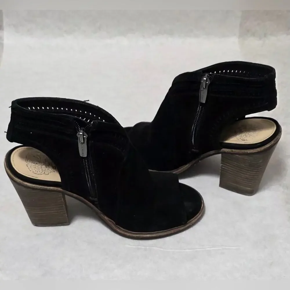 Vince Camuto Koral Black Suede Peep Toe Booties Block Heel Size 7.5